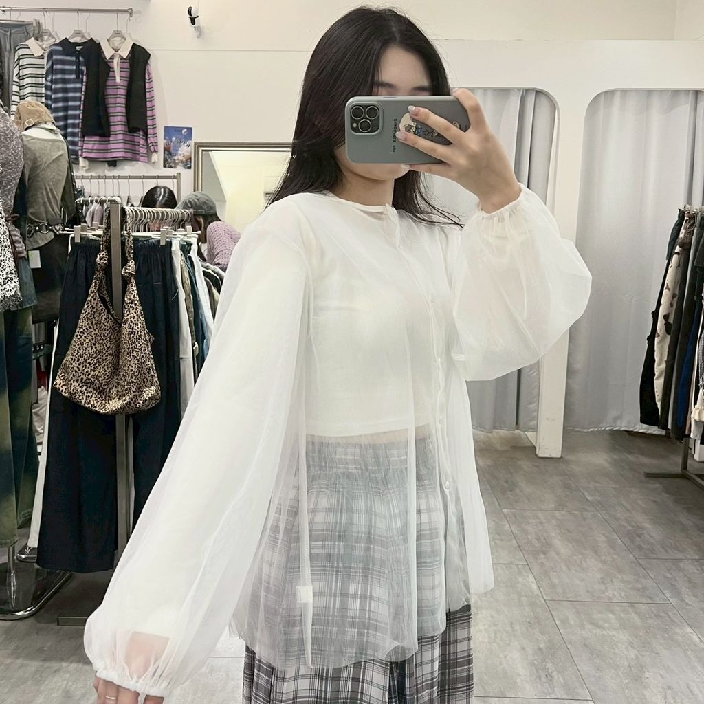 C9B2EDB1-3DB5-424A-AE25-C1F451F21BB2