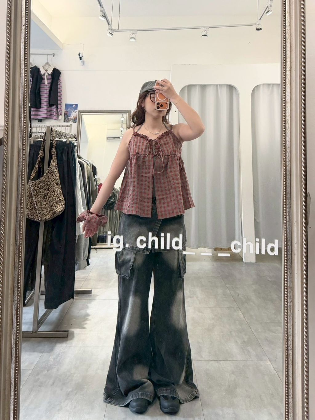 5D8BAB81-94D5-4CD6-BAA5-D985AE7FCB93