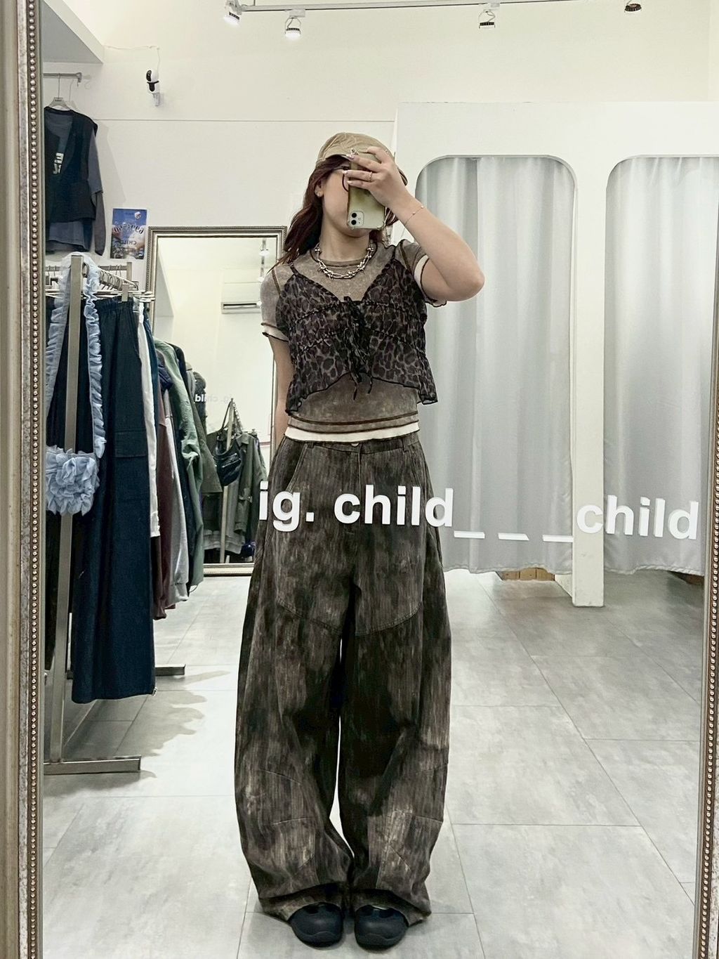 D2FAC486-0AD2-4C7C-AFD7-18F402DE0542