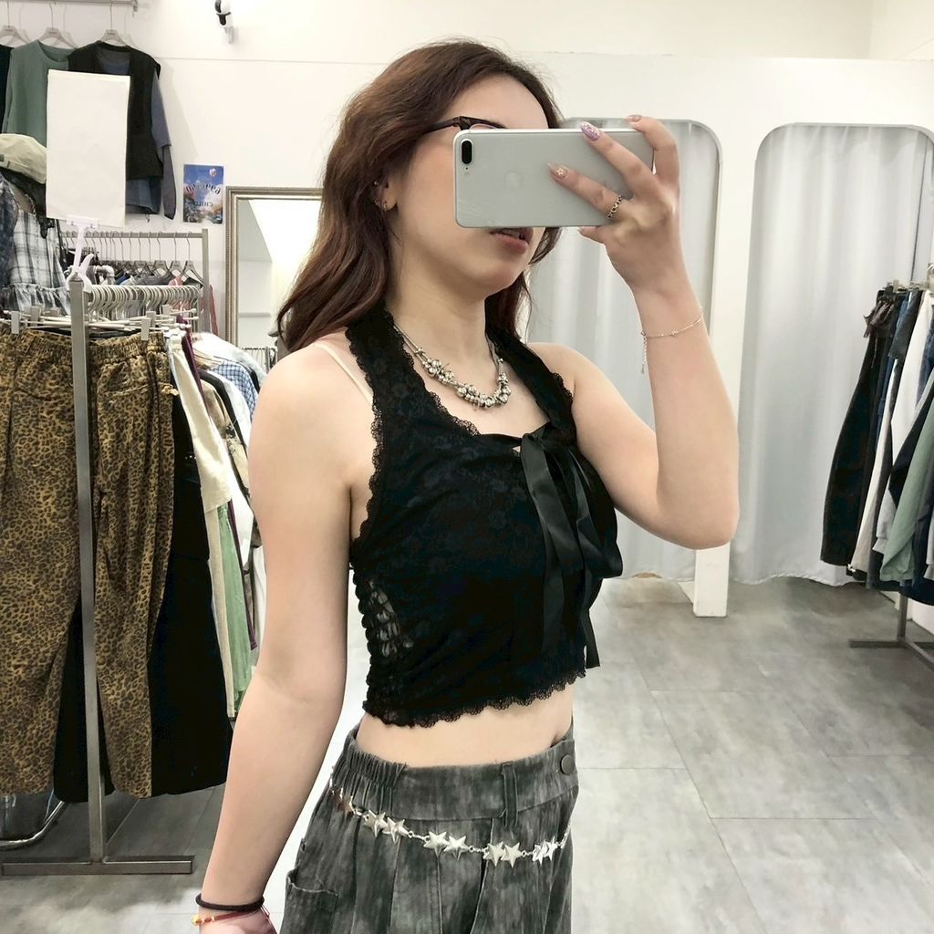 32FAA677-686D-4988-99F3-C03FB6F4C1EE