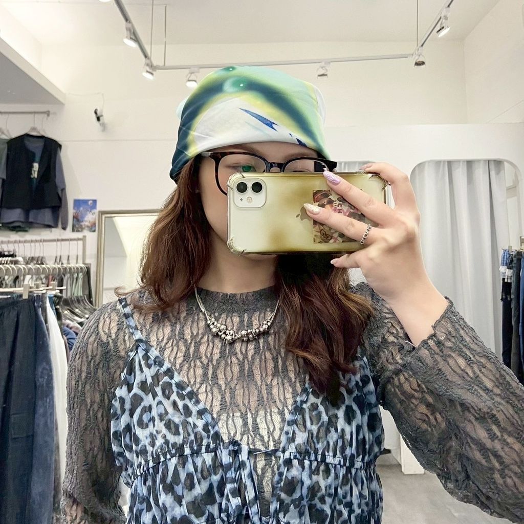 C5FEC728-E490-4423-B3AF-462B16B32DA4