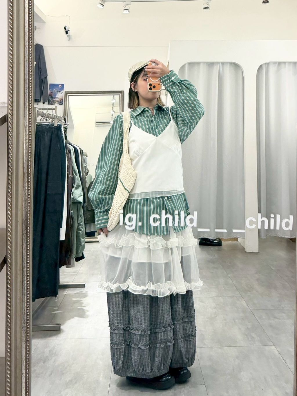 C850BB36-BB05-4FBF-8683-CA0B321D67C1