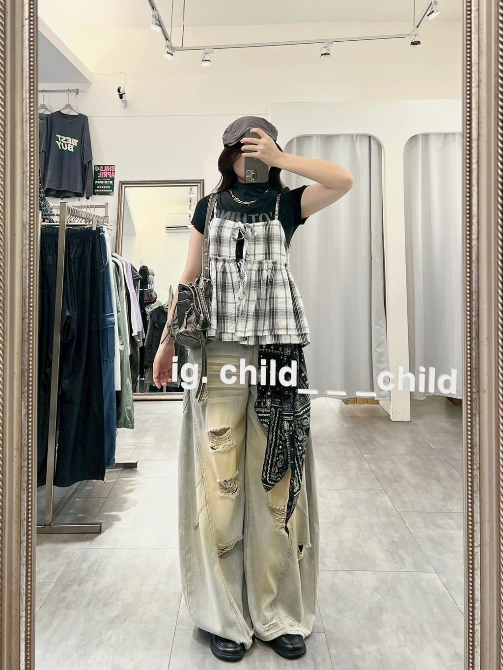 B6FB129E-290C-4AED-93DB-CF0E4ED6F1B5