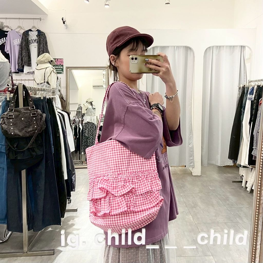 F2E32327-0FFC-46D1-BB32-186749FF7EBC