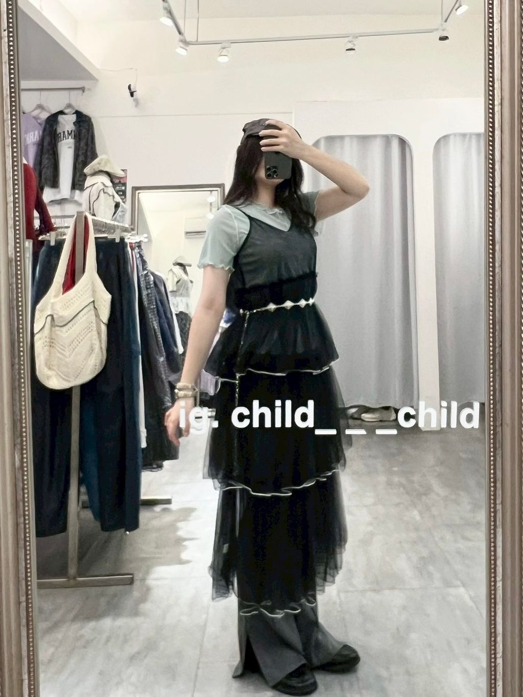 72430719-1890-4B4C-977B-D40D5428C9A2