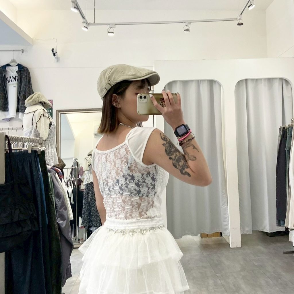 1B76AFAE-3A9E-4571-B8C7-835D200C1B0A