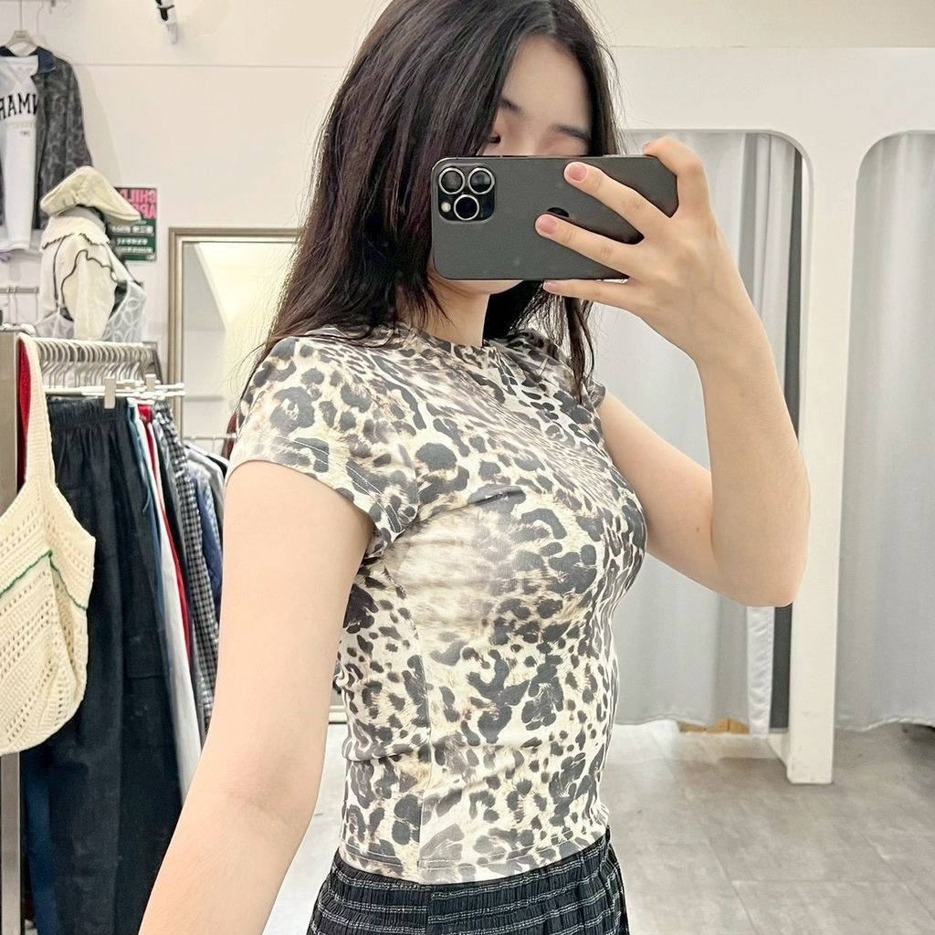 5EF21958-1FB8-4DE6-A3BF-044D1399BCDE