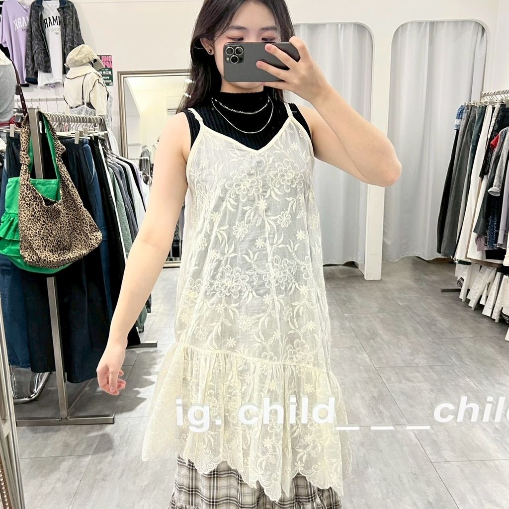 CD1CC8F2-D4FF-474A-A6F4-503C53706523