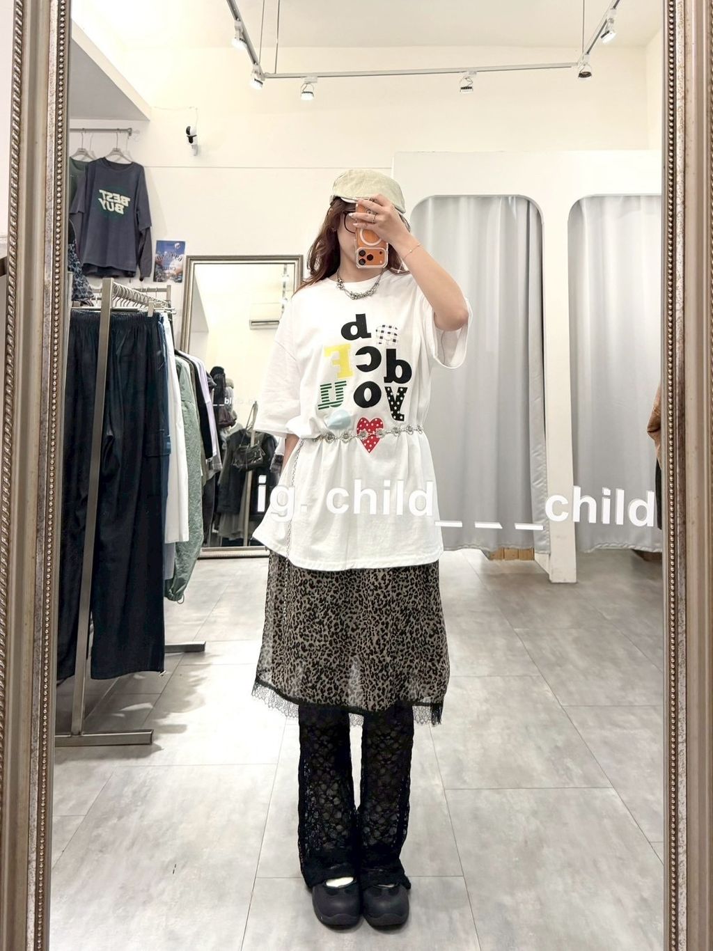 6AAA00A2-FC0B-4216-88CD-5A5C20EA190D