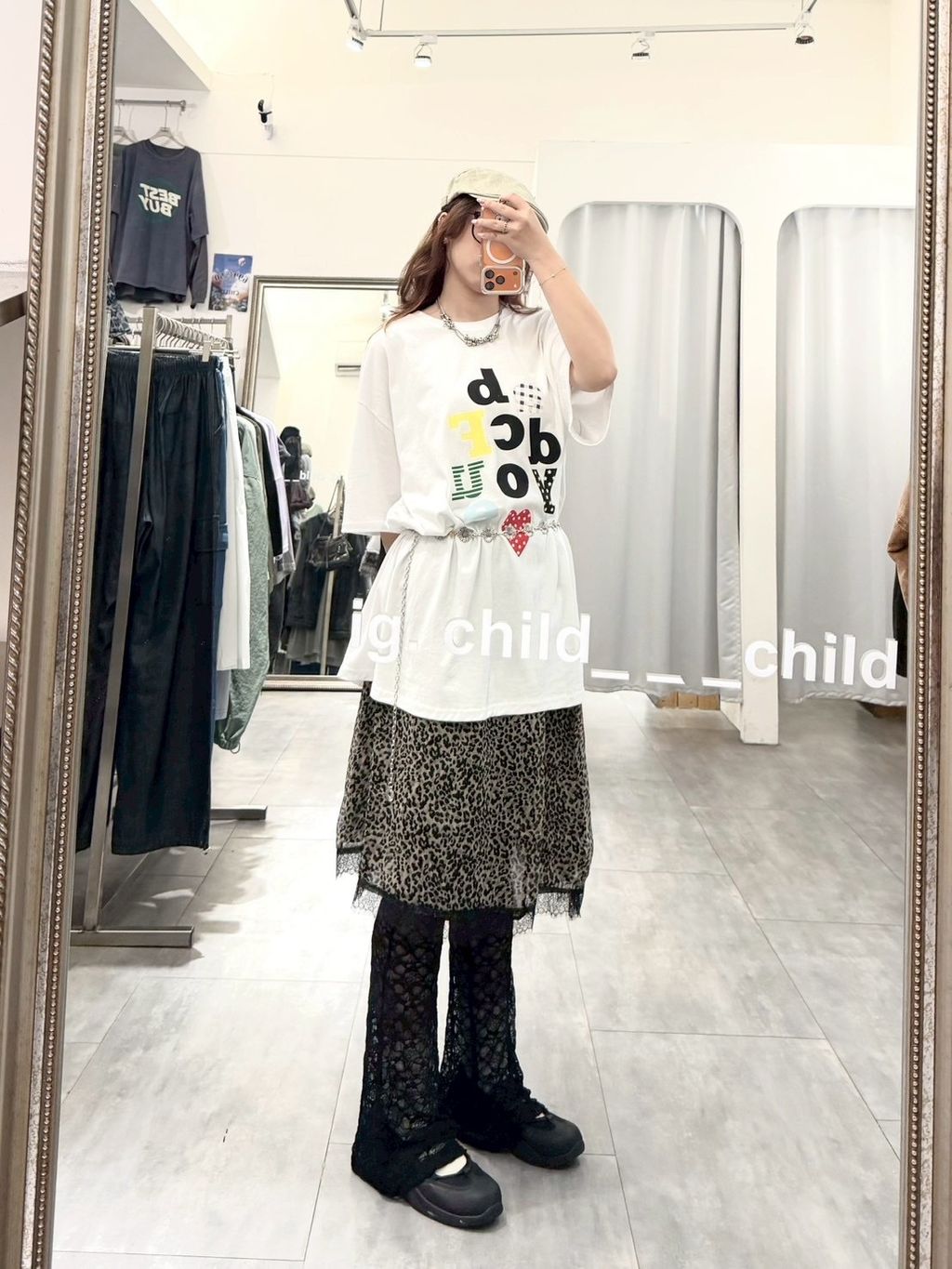 028DBB28-8A4C-463B-B696-91E8323056BB