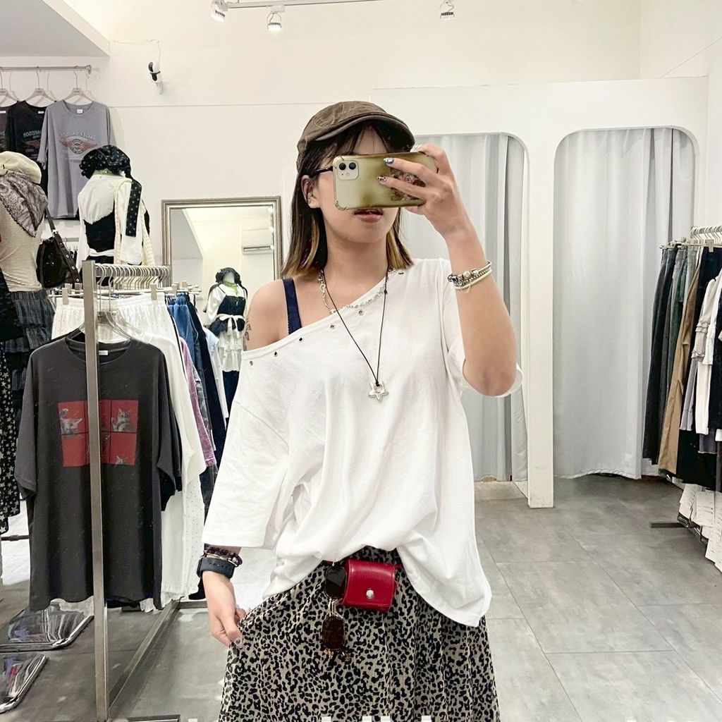 FB8A222B-0195-435F-B835-E5703D3704A4