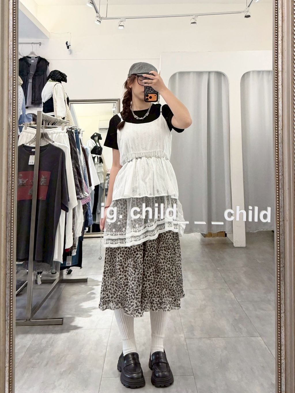 A9574BDF-1ABD-4F17-9D4D-A4A0289C180E