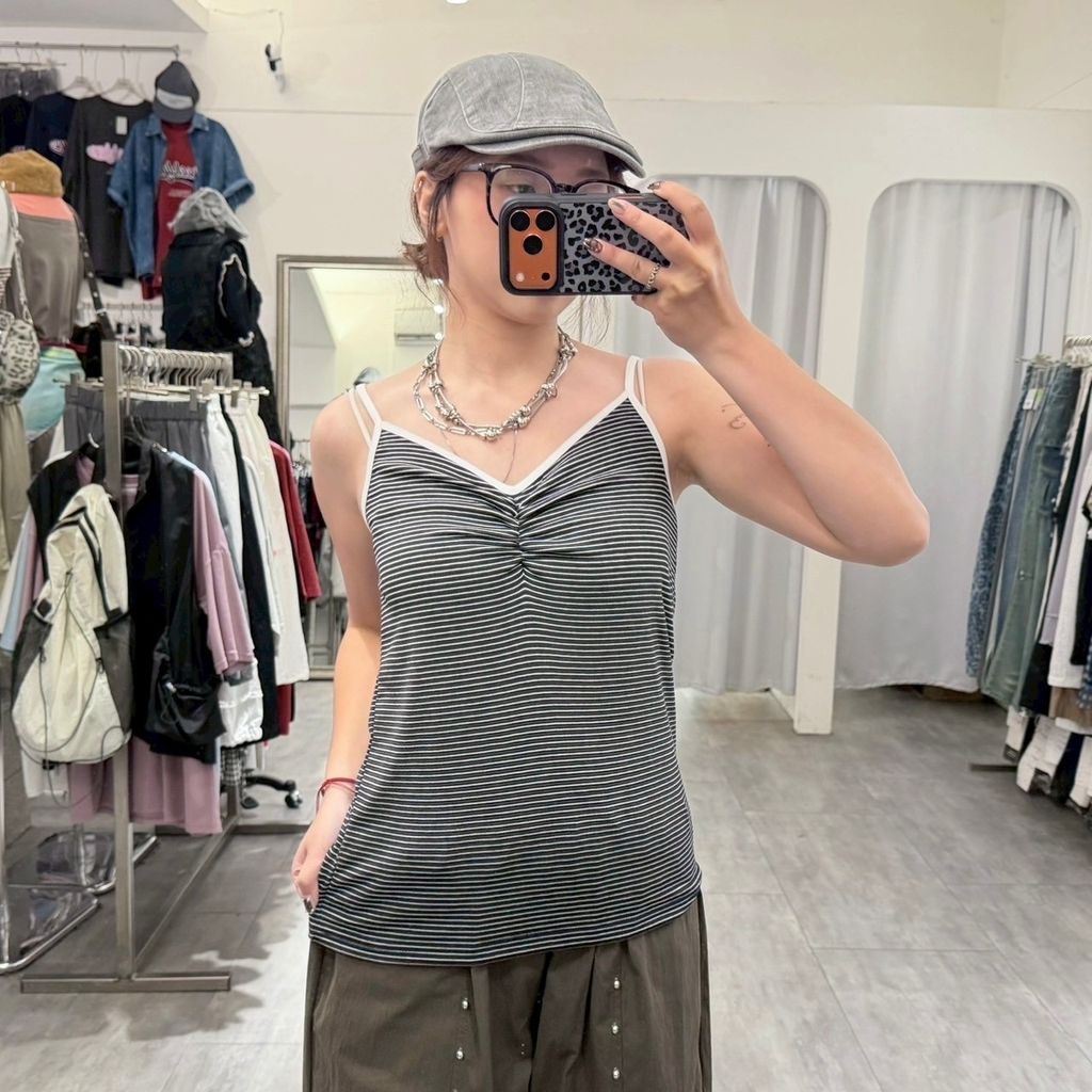 2F6486F9-BBD1-4159-B402-CF46865D88BD