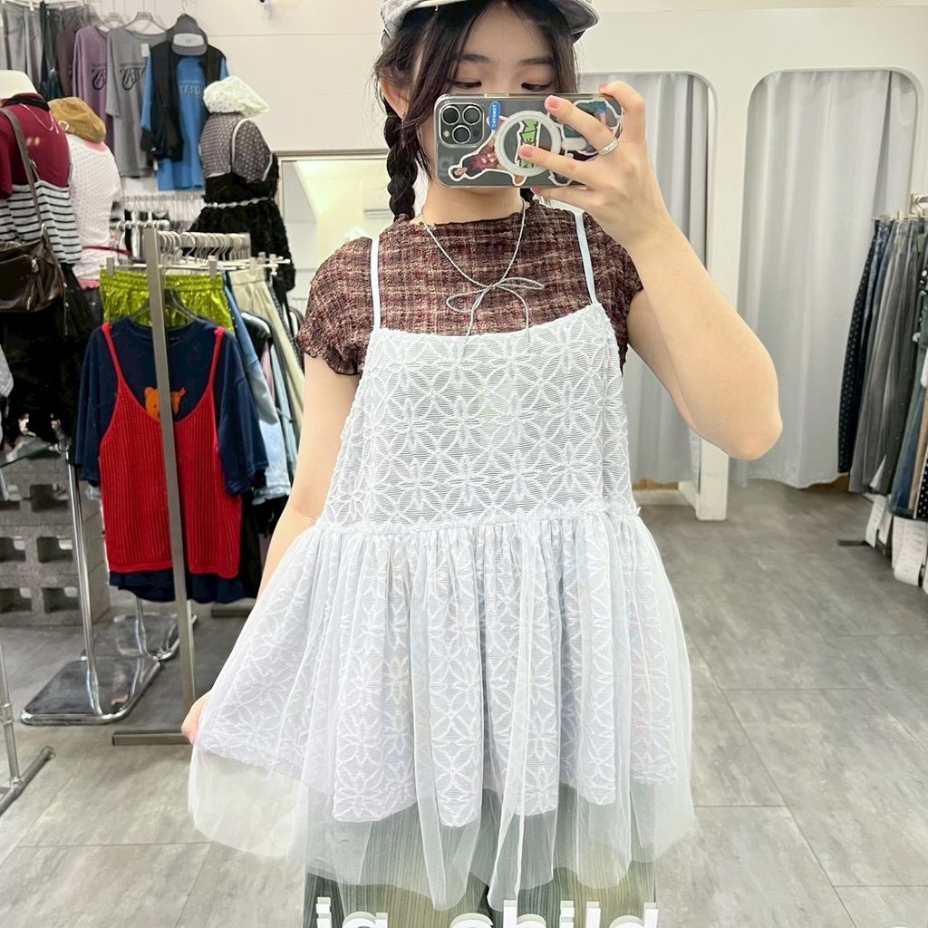 D8218ED8-B848-4772-95EA-787DB7D46712