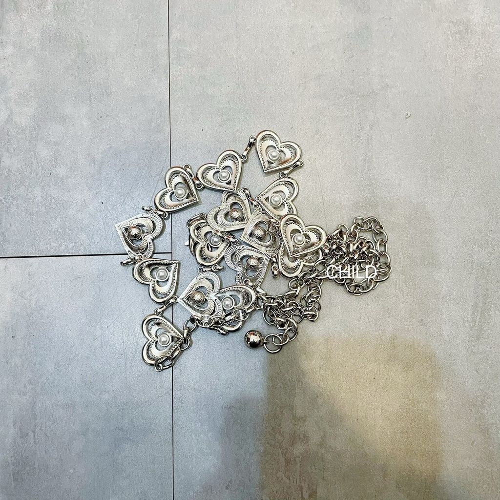 D4273DDD-F9CF-49CB-BBCC-7CC1A42EC9B0