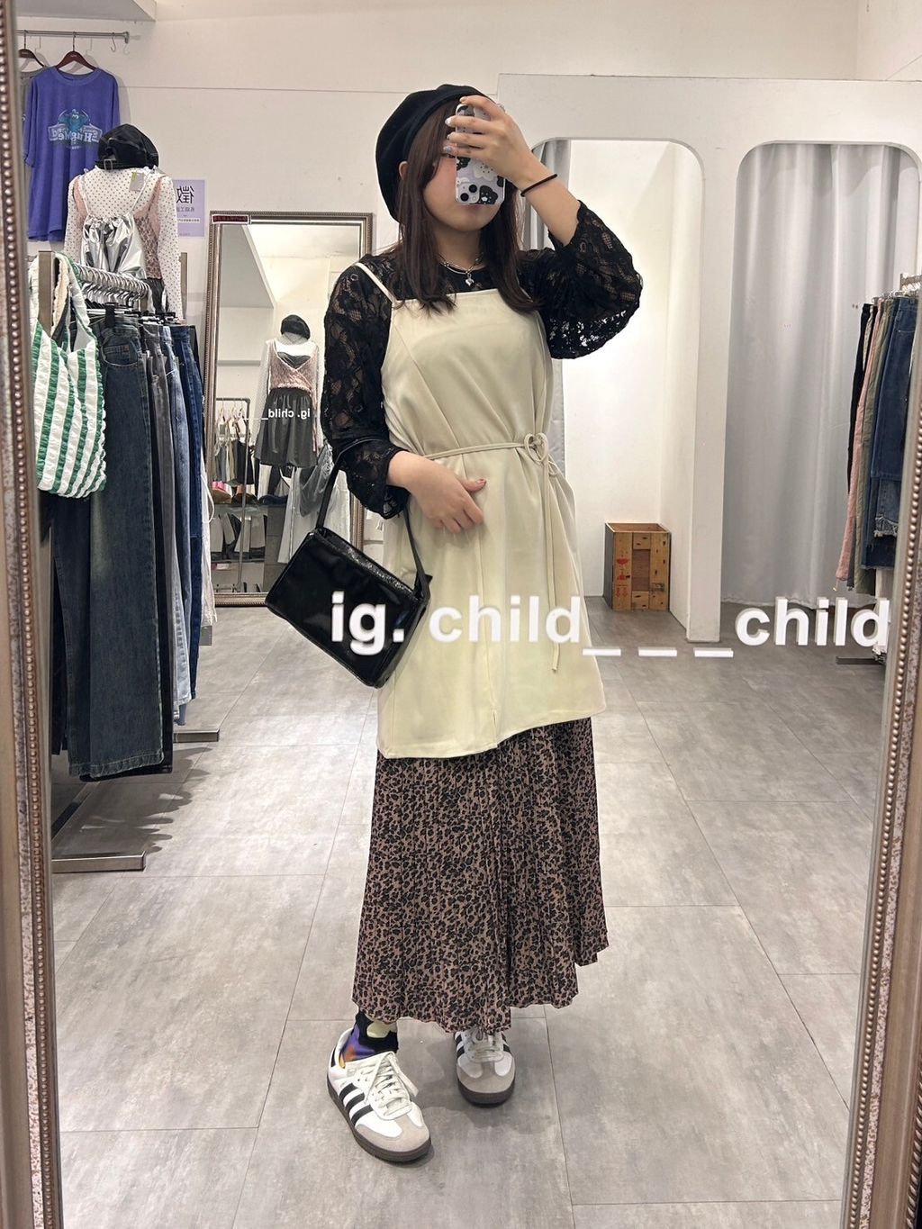 LINE_ALBUM_5-1_240513_188