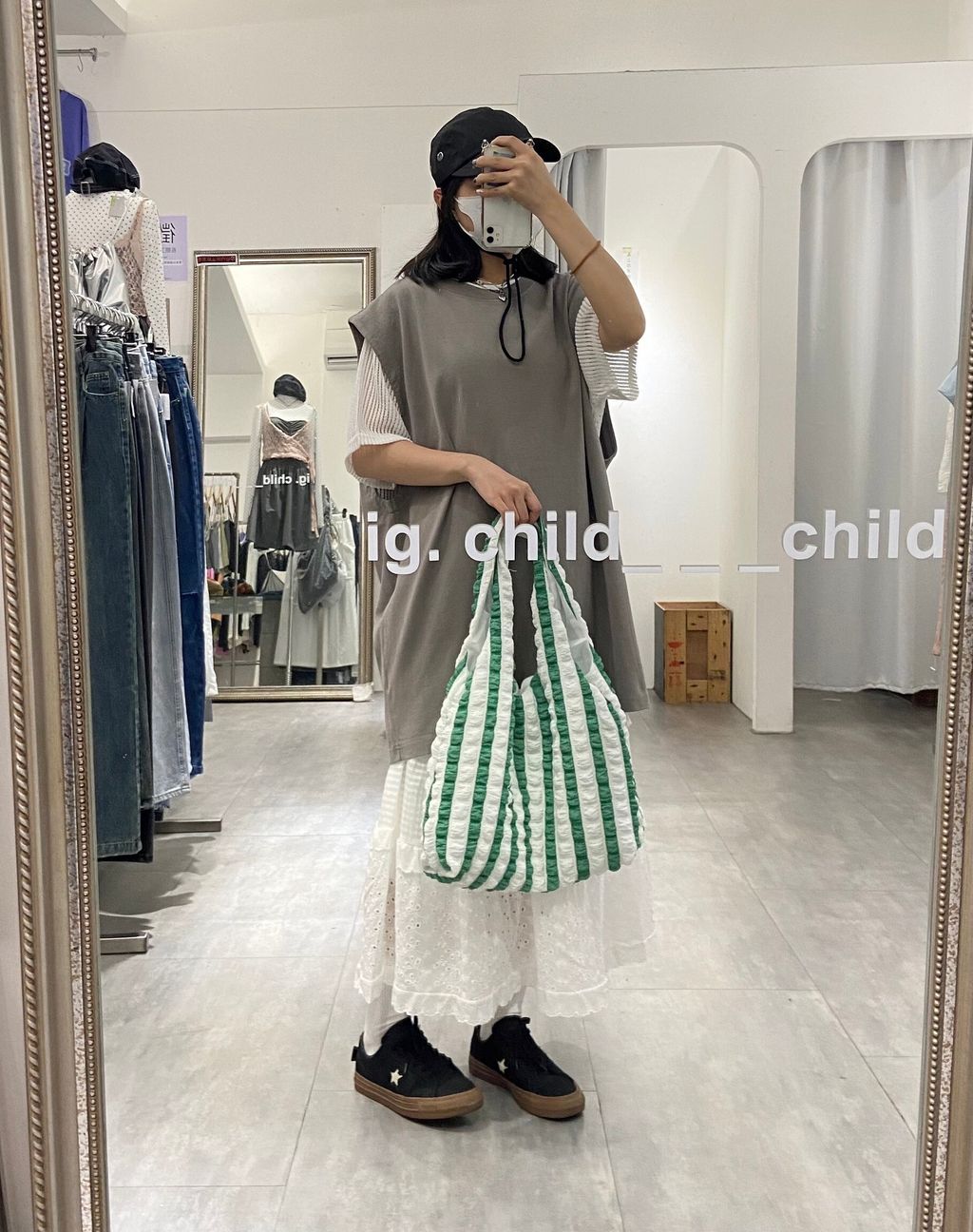 LINE_ALBUM_5-1_240513_83 - 複製