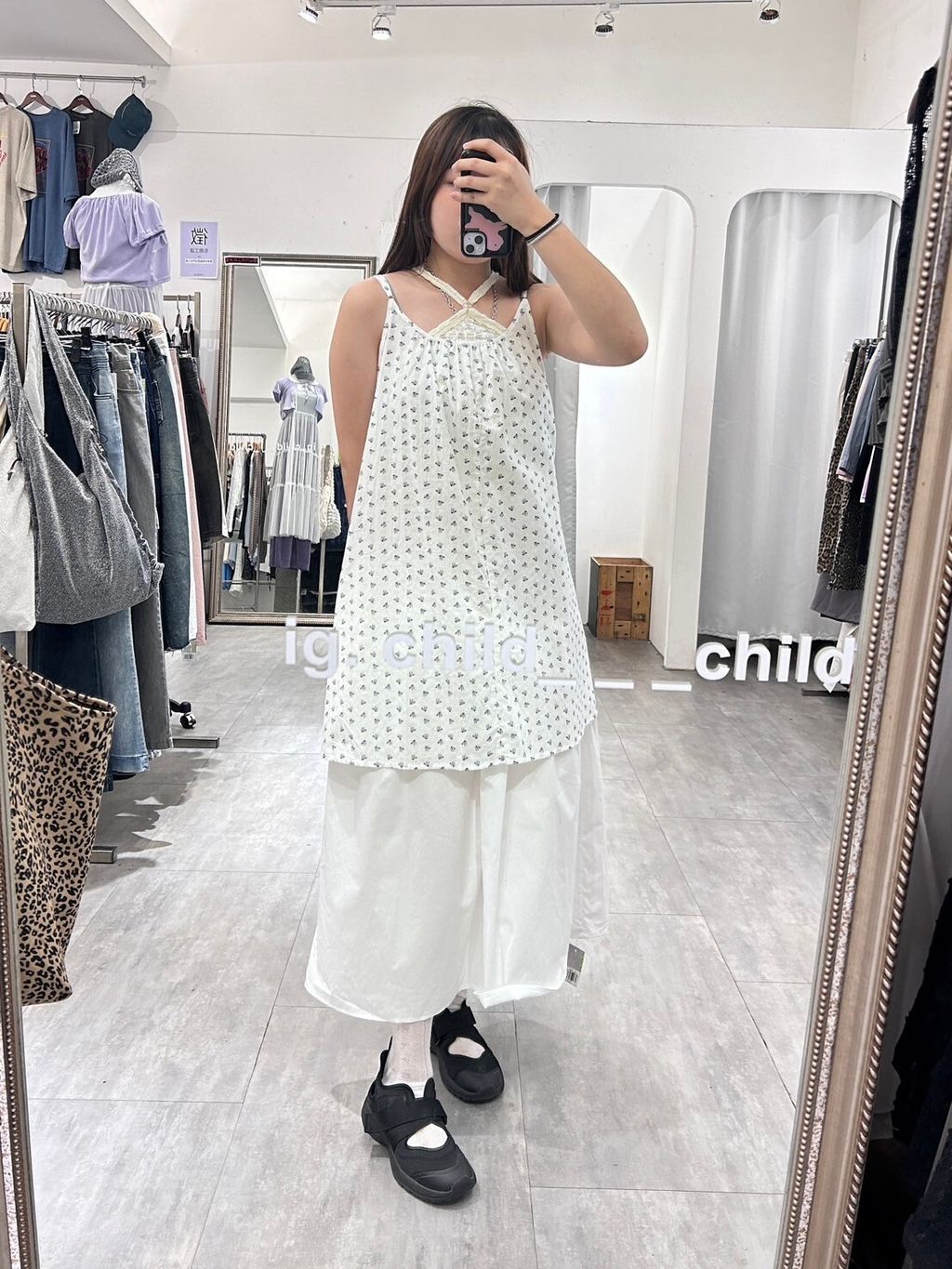 LINE_ALBUM_🇰🇷7-1_240713_16