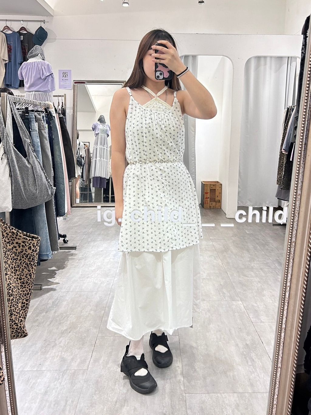 LINE_ALBUM_🇰🇷7-1_240713_15