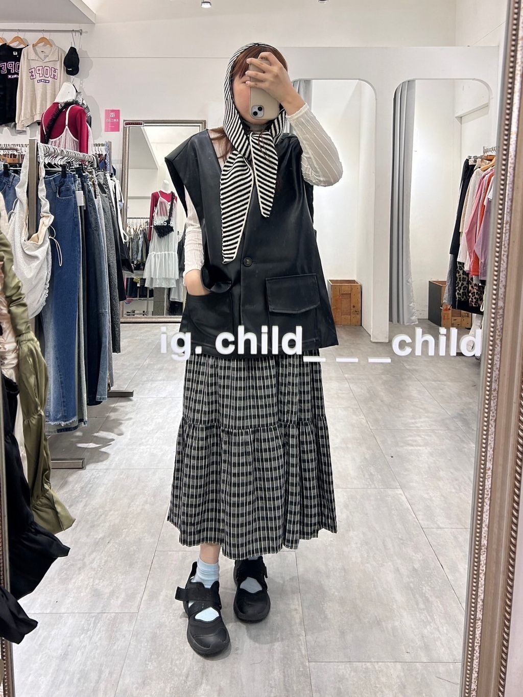 LINE_ALBUM_🫀🪨-2️⃣_241017_40