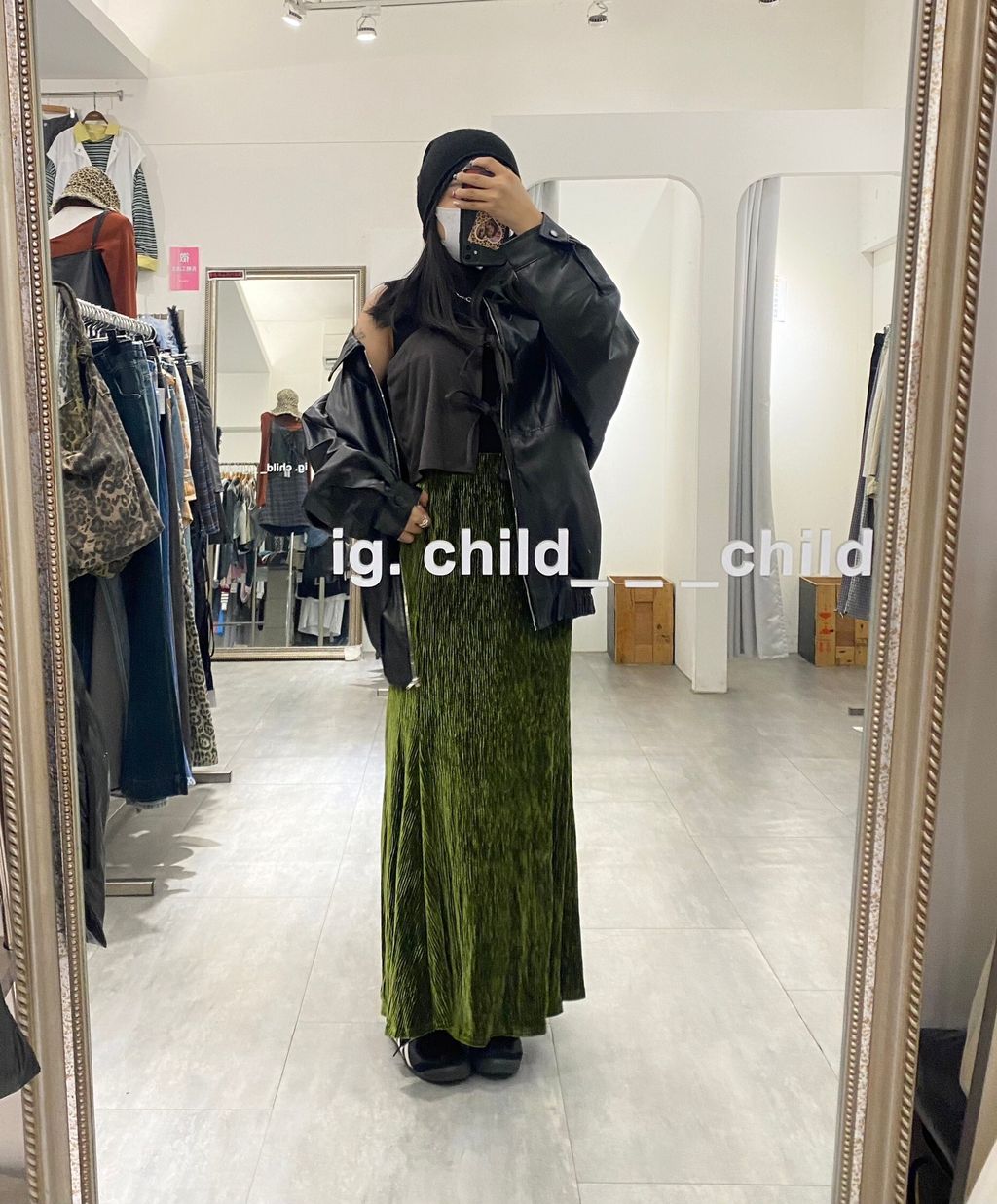 LINE_ALBUM_11-1_241117_164