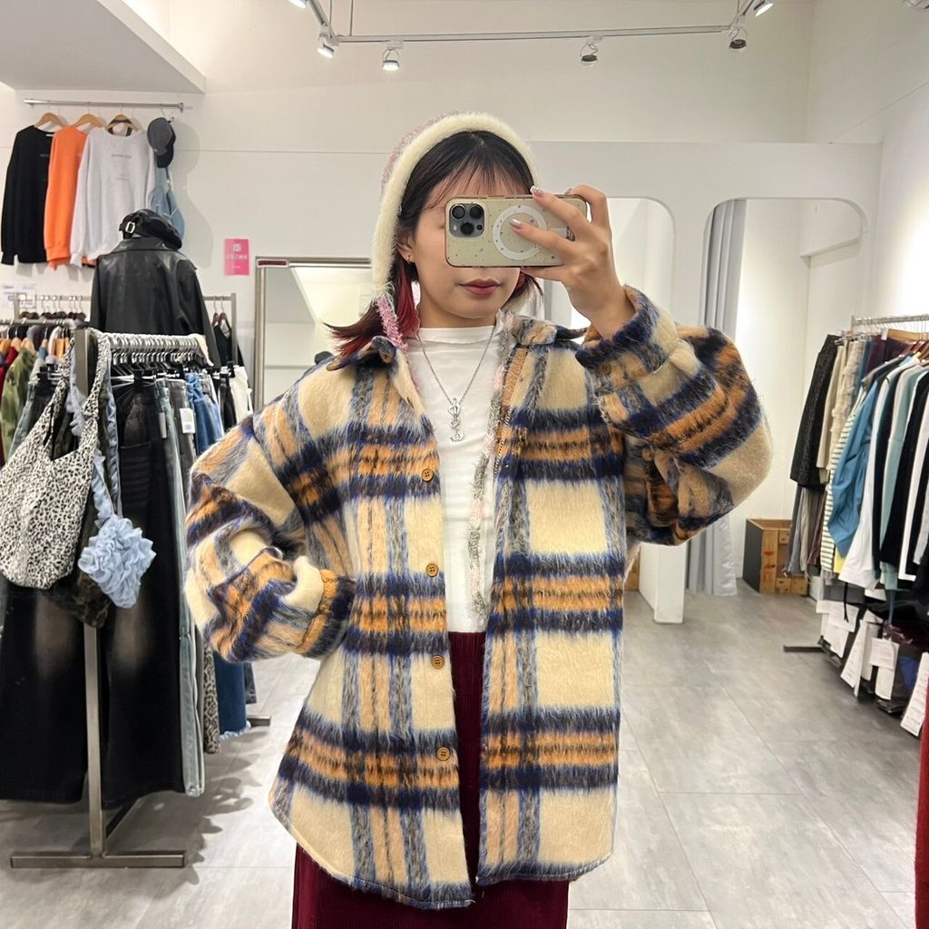 LINE_ALBUM_11-2_241203_119