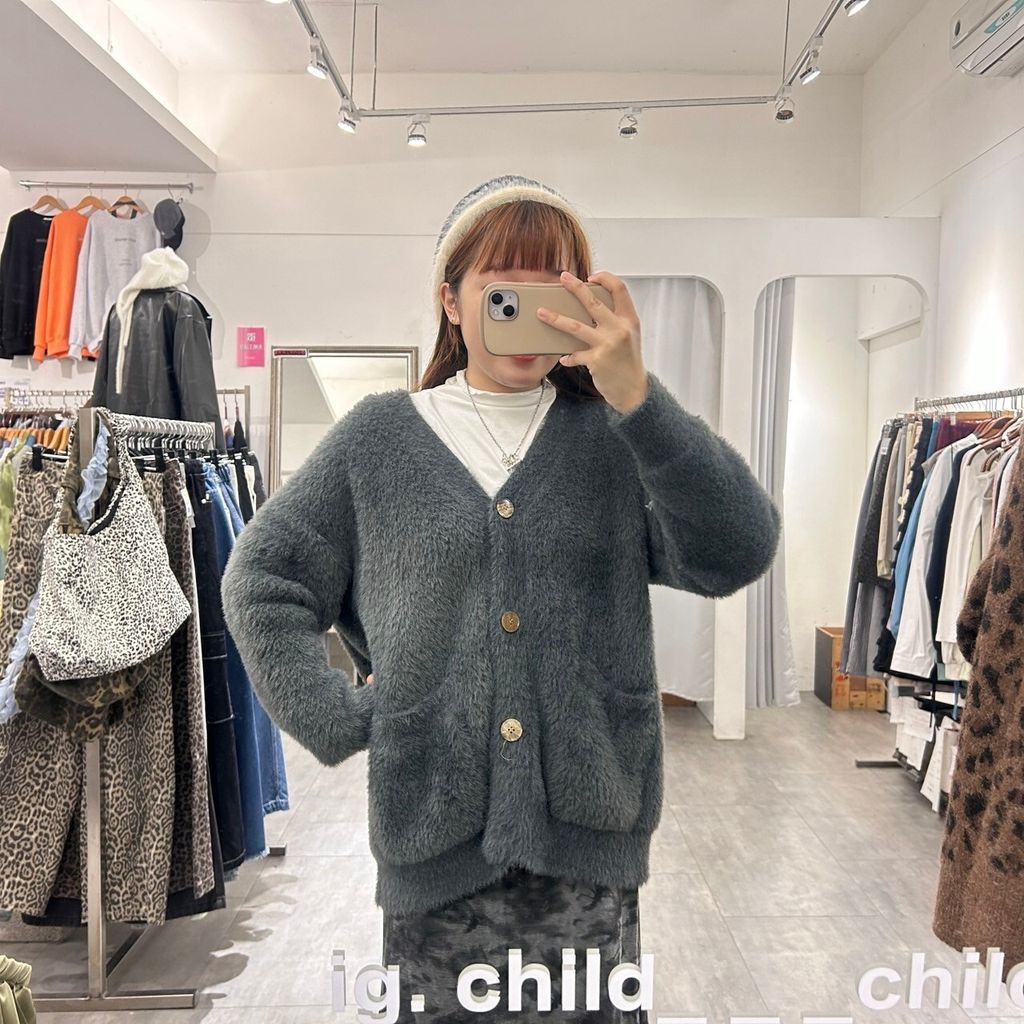 LINE_ALBUM_11-2_241203_197