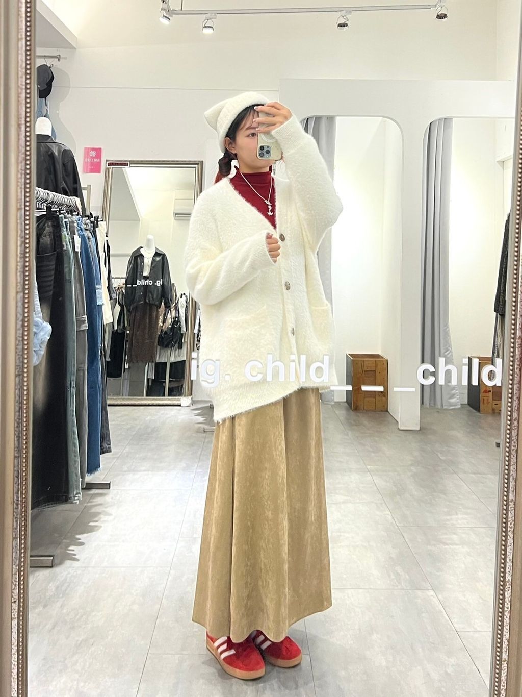 LINE_ALBUM_11-2_241203_125