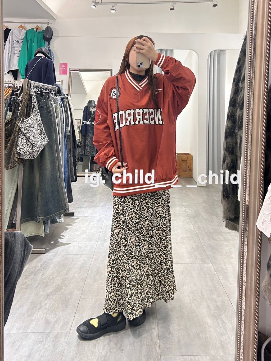 LINE_ALBUM_12-1_241218_179