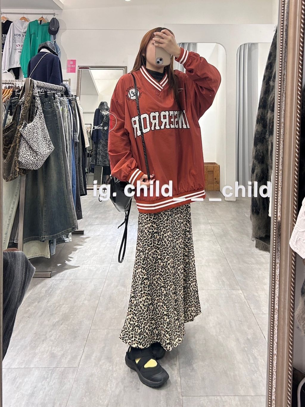 LINE_ALBUM_12-1_241218_180