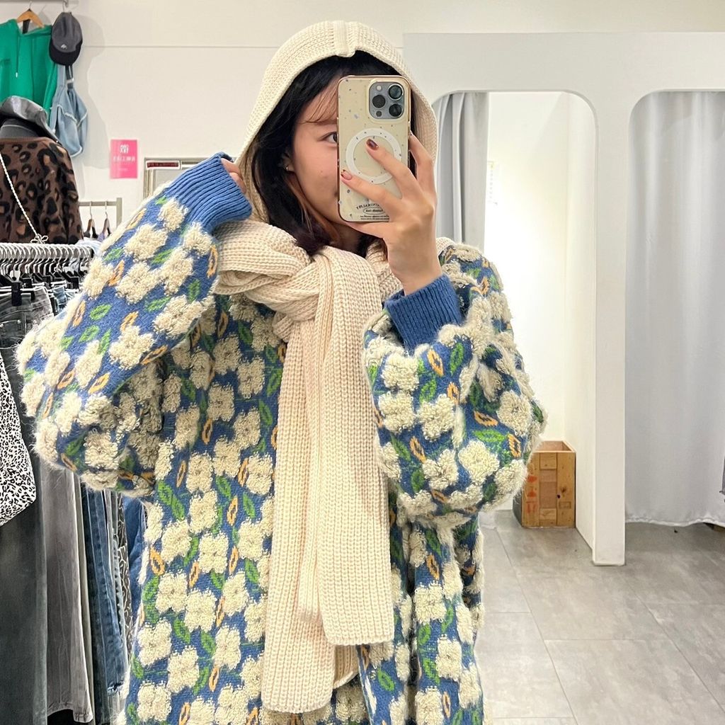 LINE_ALBUM_12-1_241218_278