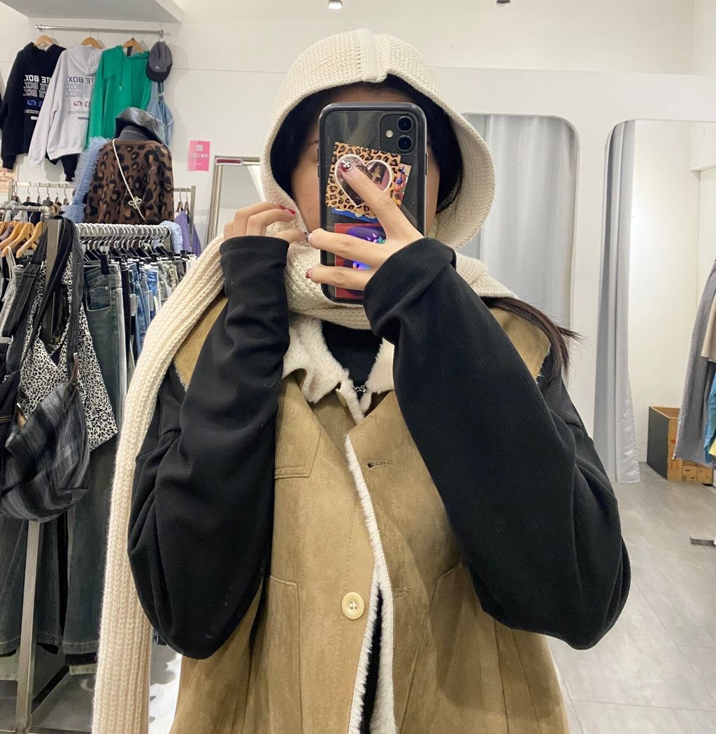 LINE_ALBUM_12-1_241218_331