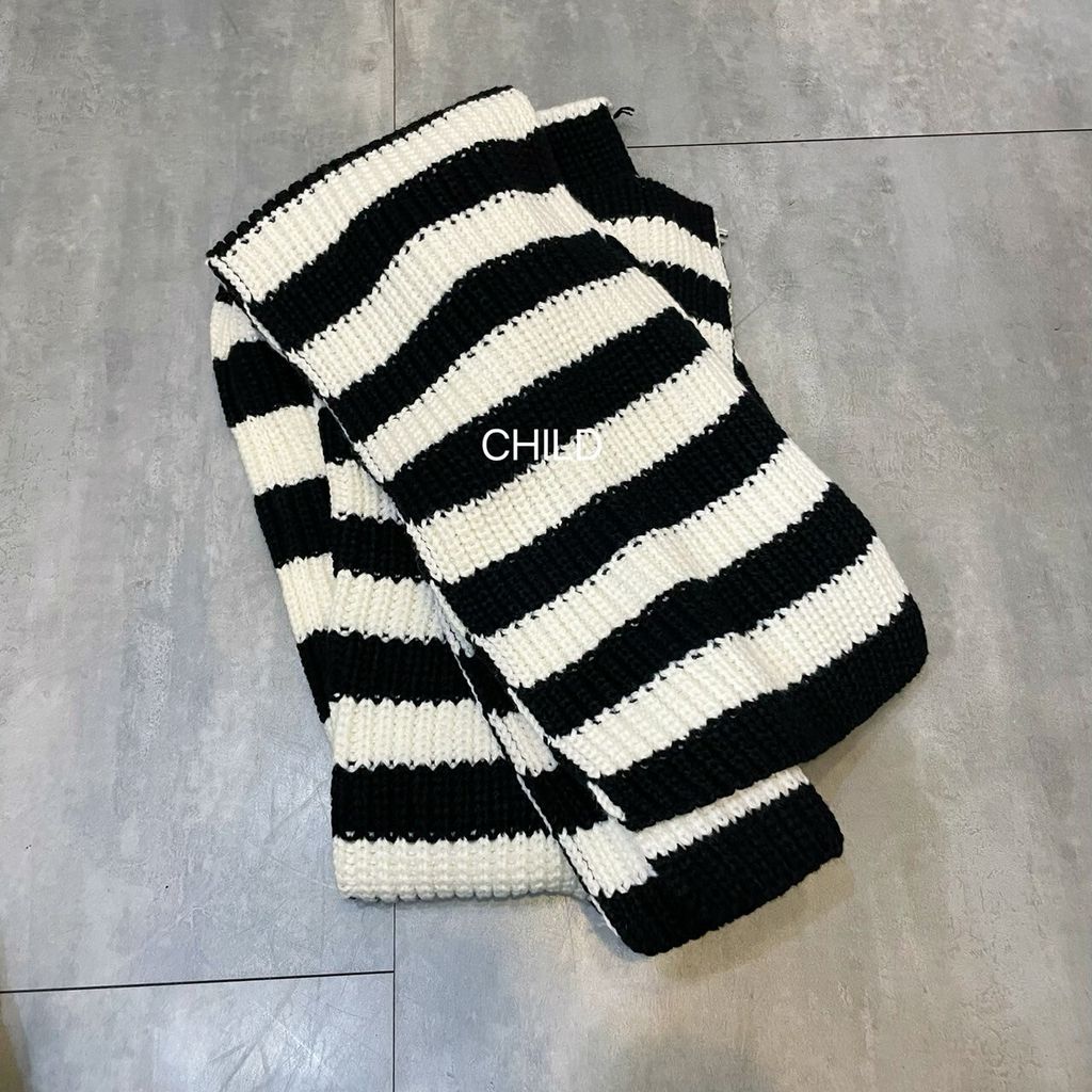 LINE_ALBUM_12-1平拍_241218_170