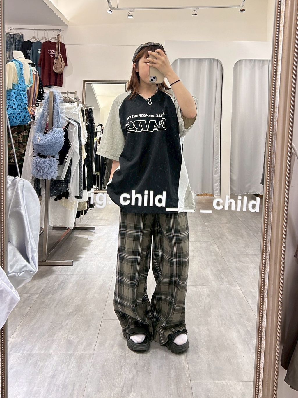 LINE_ALBUM_5-1🇰🇷_250501_31