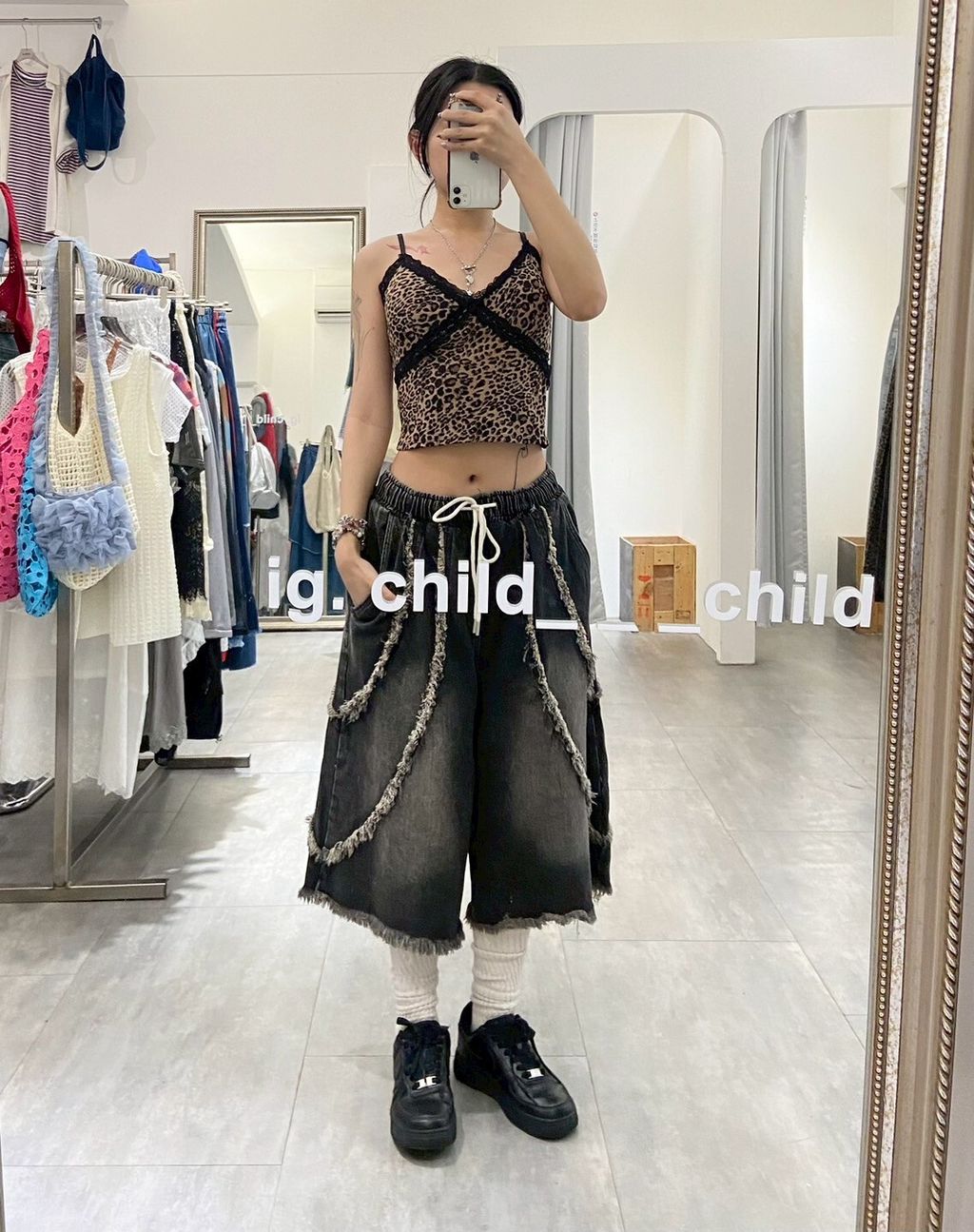 LINE_ALBUM_🆕5-3_250529_109