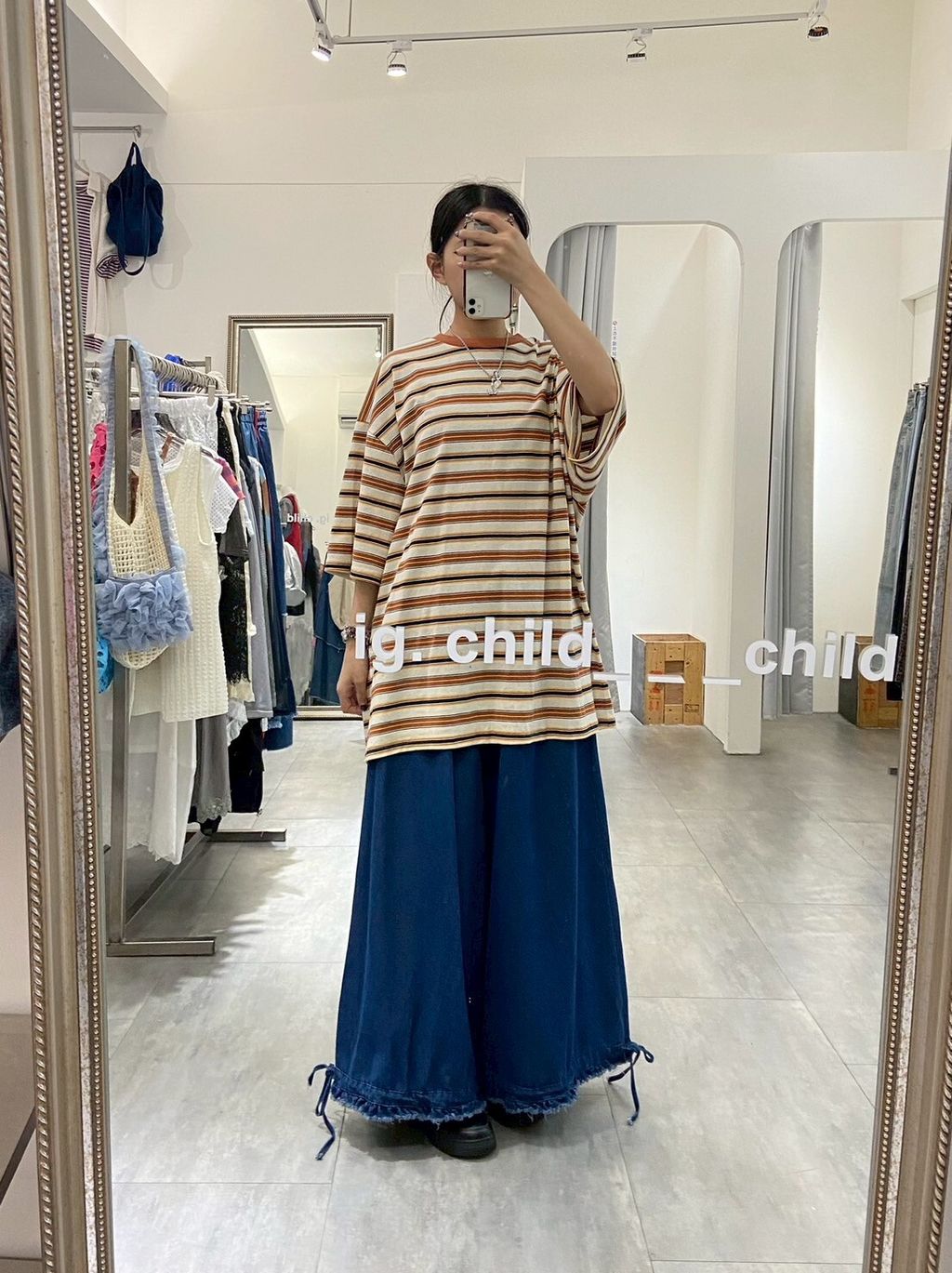 LINE_ALBUM_🇰🇷5-3_250529_43