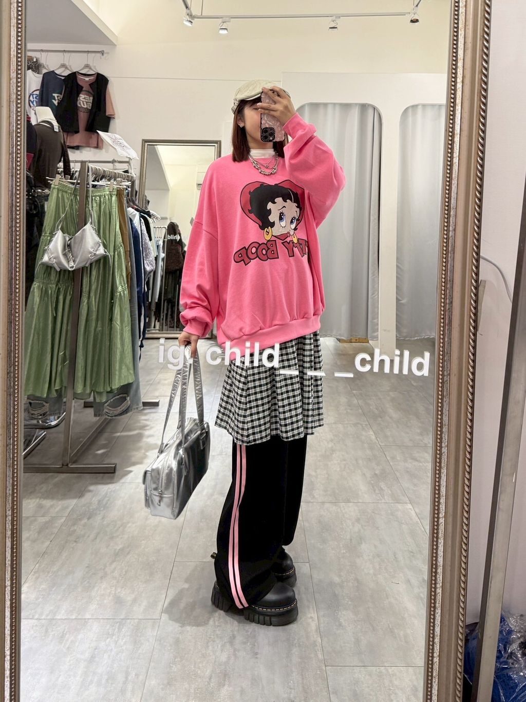 LINE_ALBUM_10-3🇰🇷_251031_12