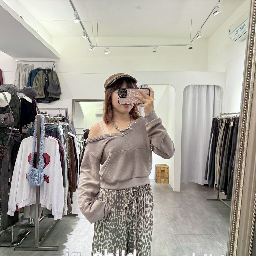 LINE_ALBUM_11-1🇰🇷_251107_132