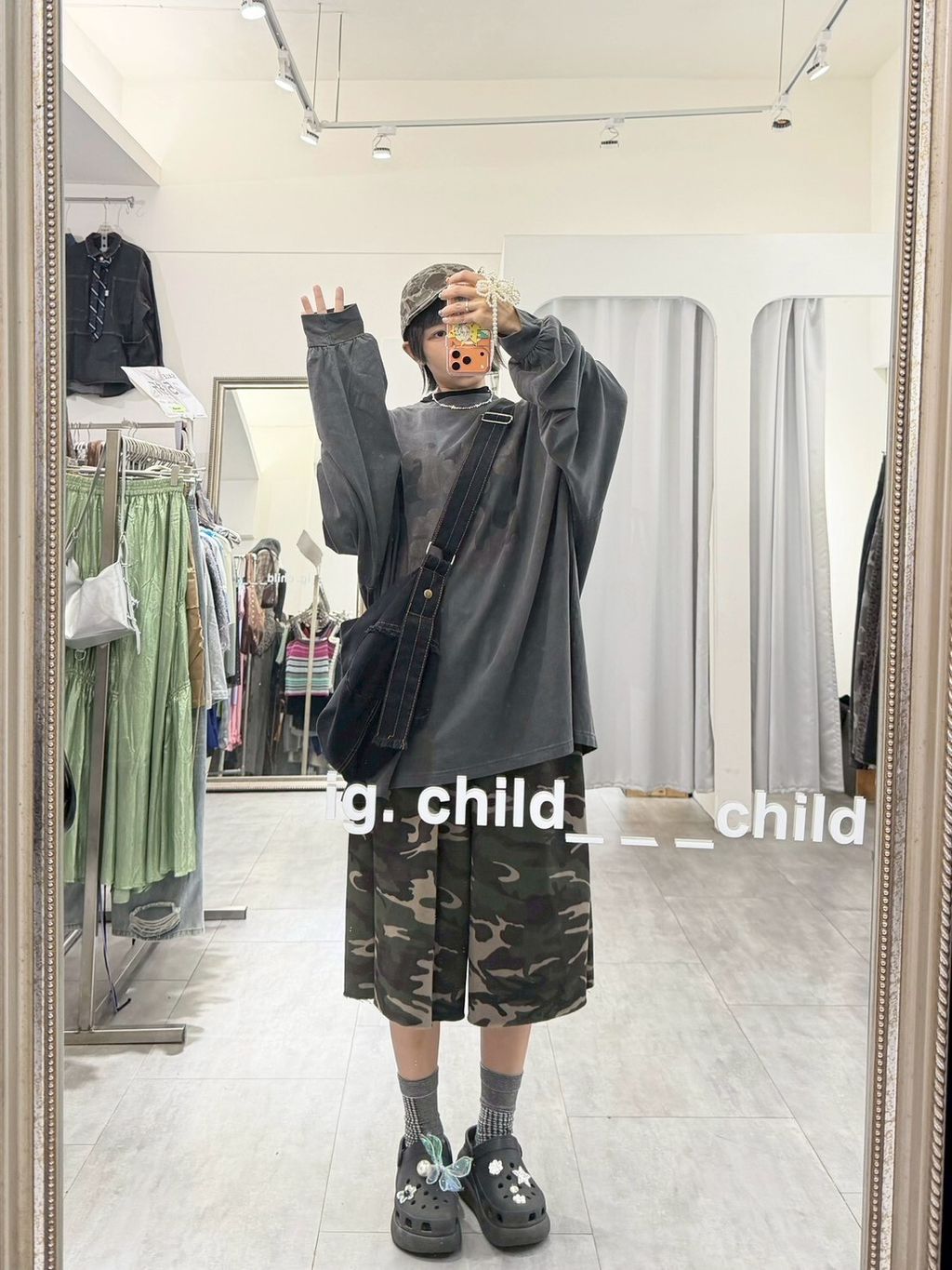 LINE_ALBUM_11-1🇰🇷_251107_56 - 複製 (2)