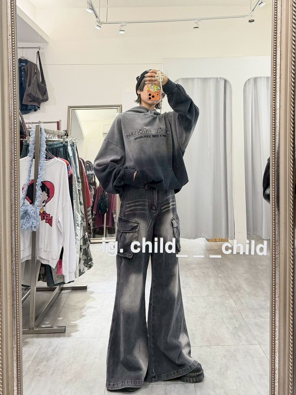 LINE_ALBUM_11-2🌧️_251117_242
