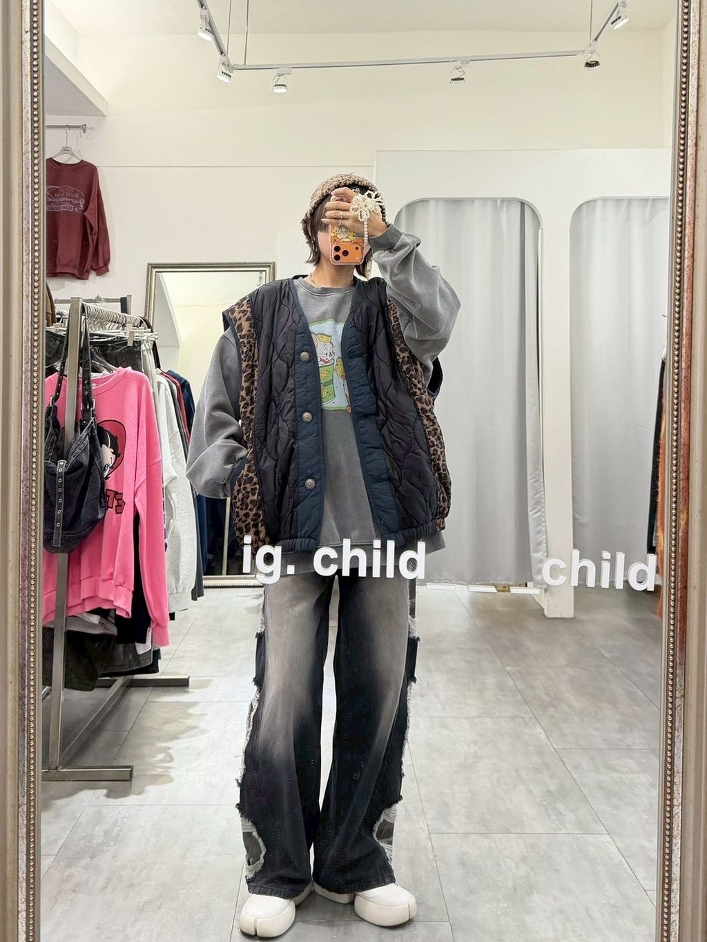 C5366423-8FEA-45BF-A49D-25EF31C50A02