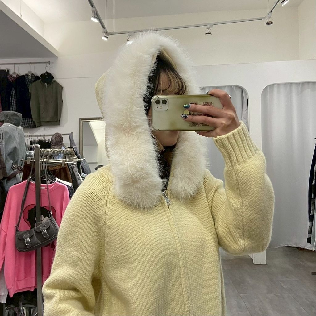 5F6FDF8B-BA75-486E-93EE-BB3DDFA6F2DC