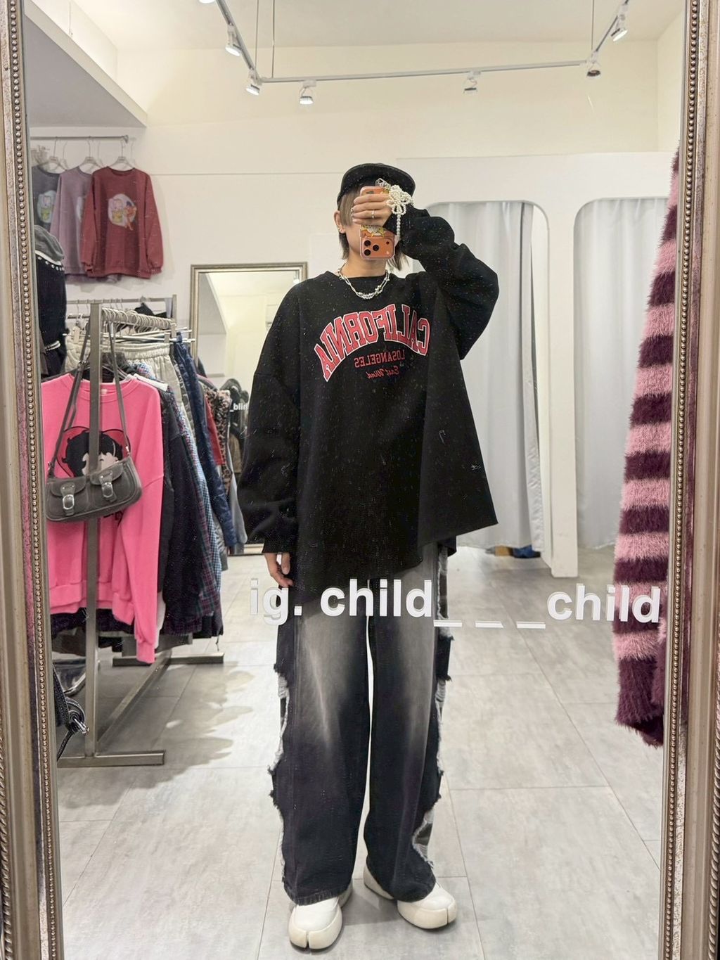 F3819DAA-138D-4EBB-9EA4-FC0E3B49F3A9