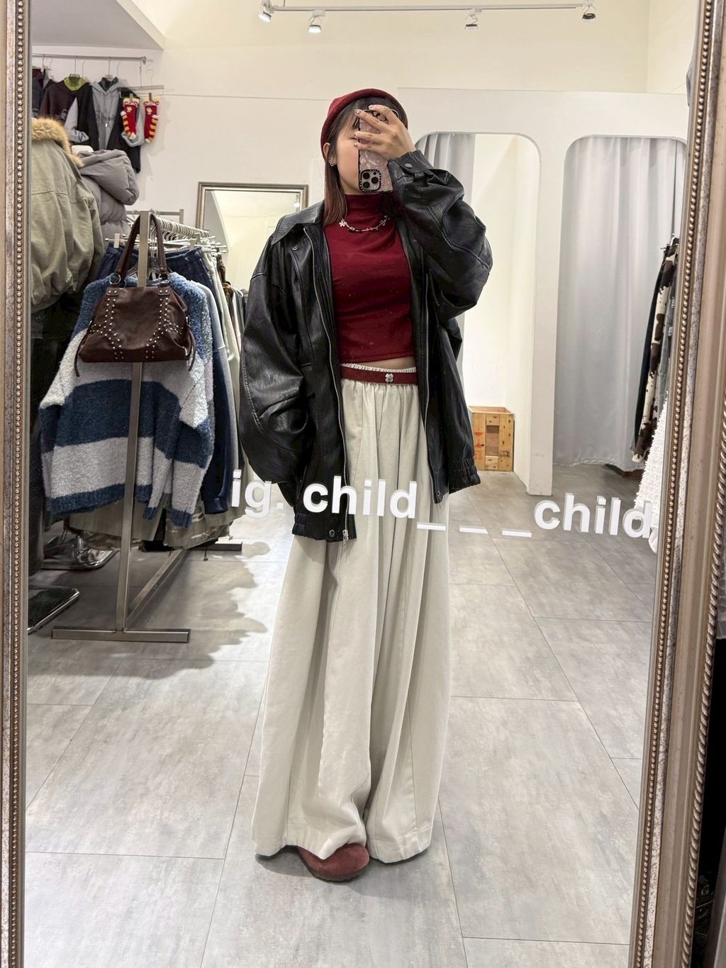 8C6E7C7A-067D-467E-AD18-3B6ECF3AE8FA