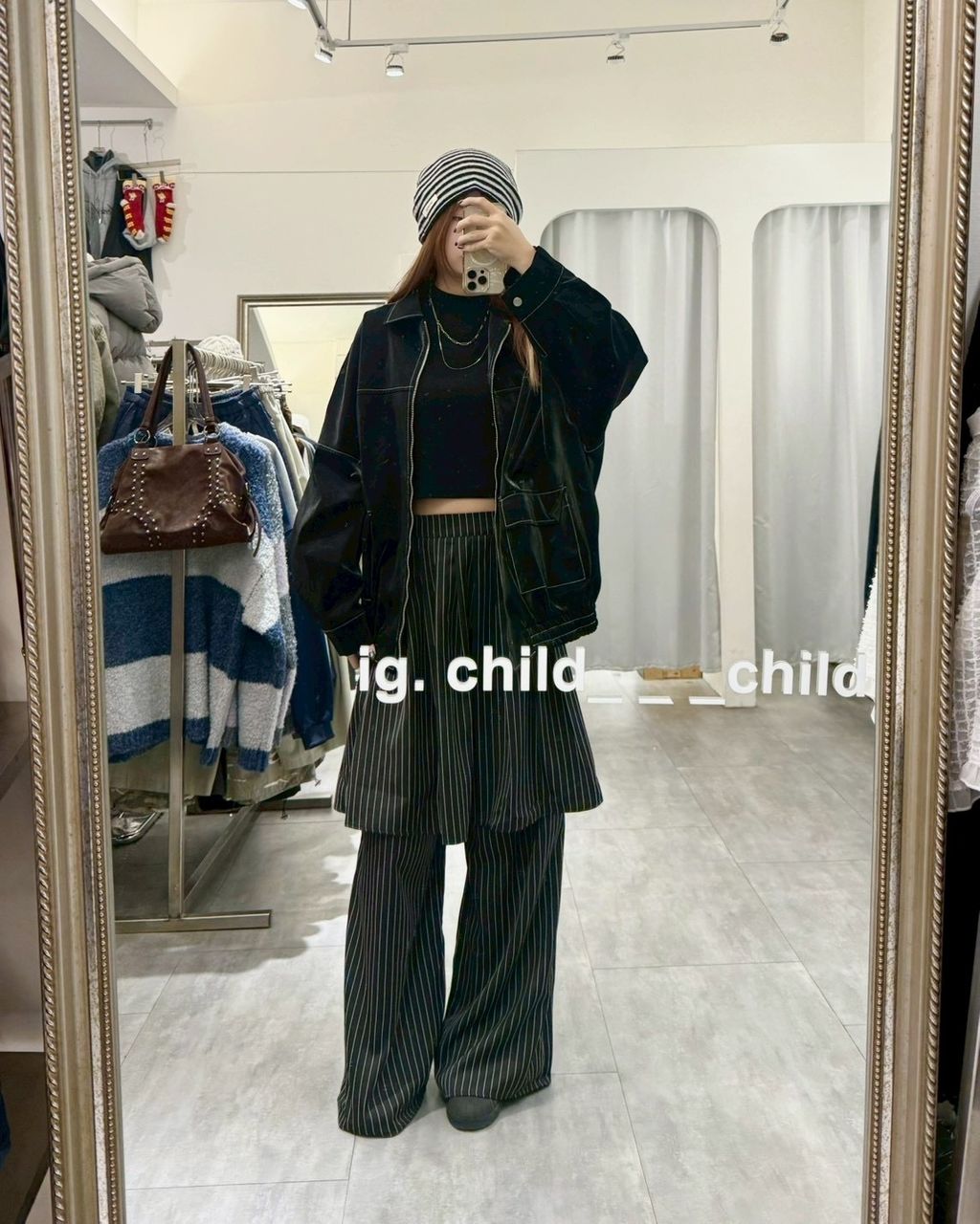 AA5EED8C-5879-42E7-83D9-D1C16217D4DB