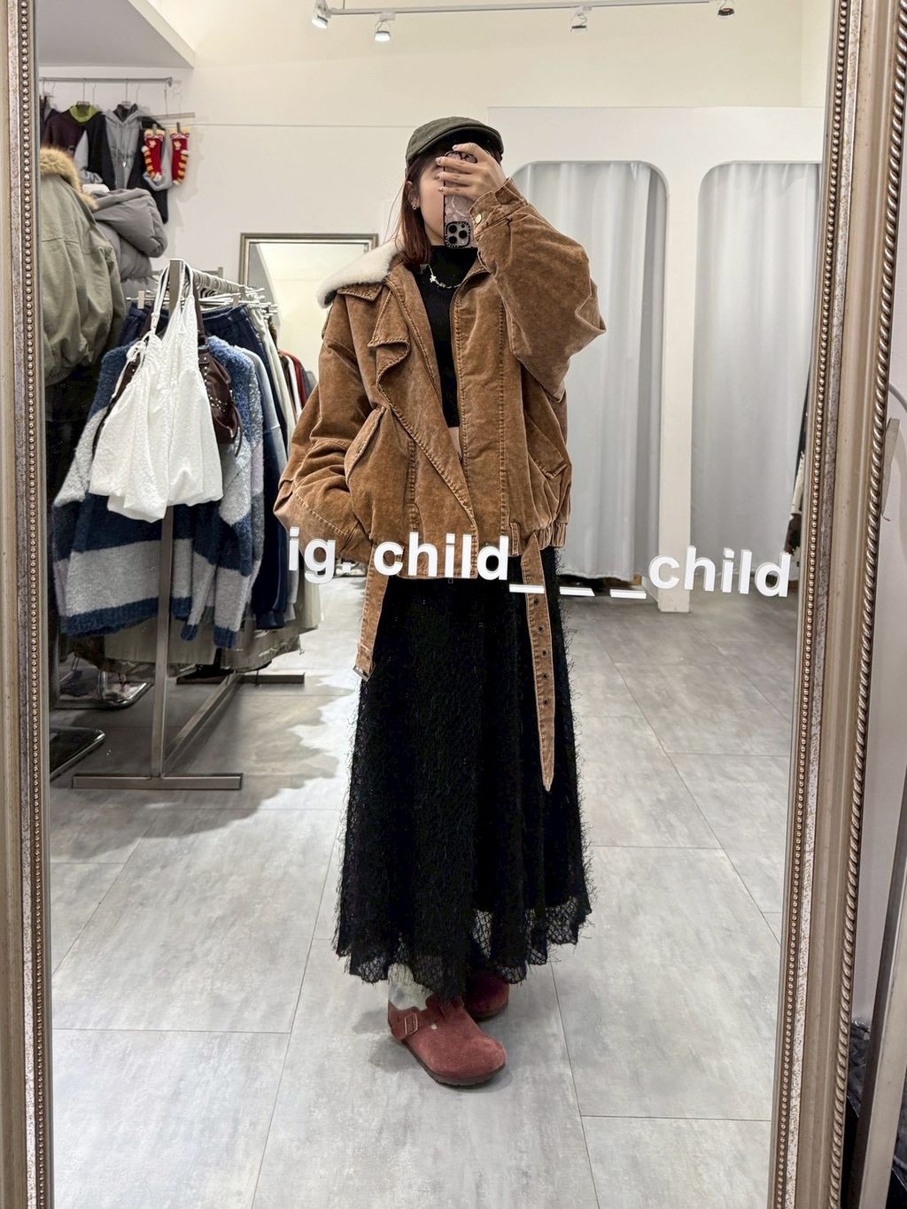 1590E8F4-0483-4D8F-8C5B-1A061D1FA232