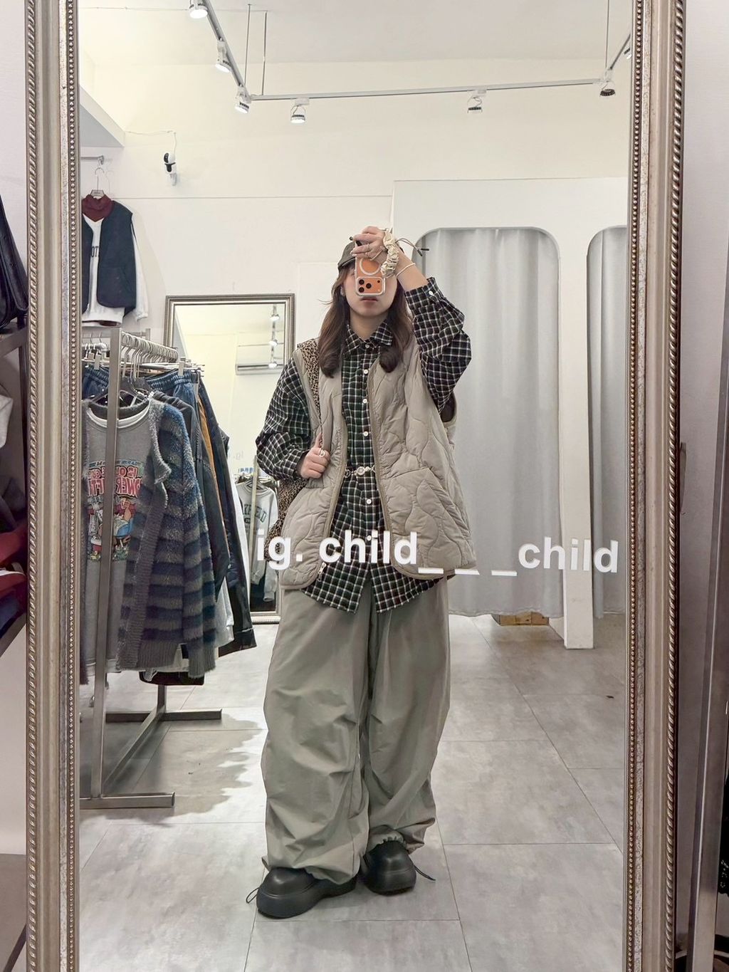 DD5B5DDD-6026-4599-BE29-DBD1BC6A8E9A