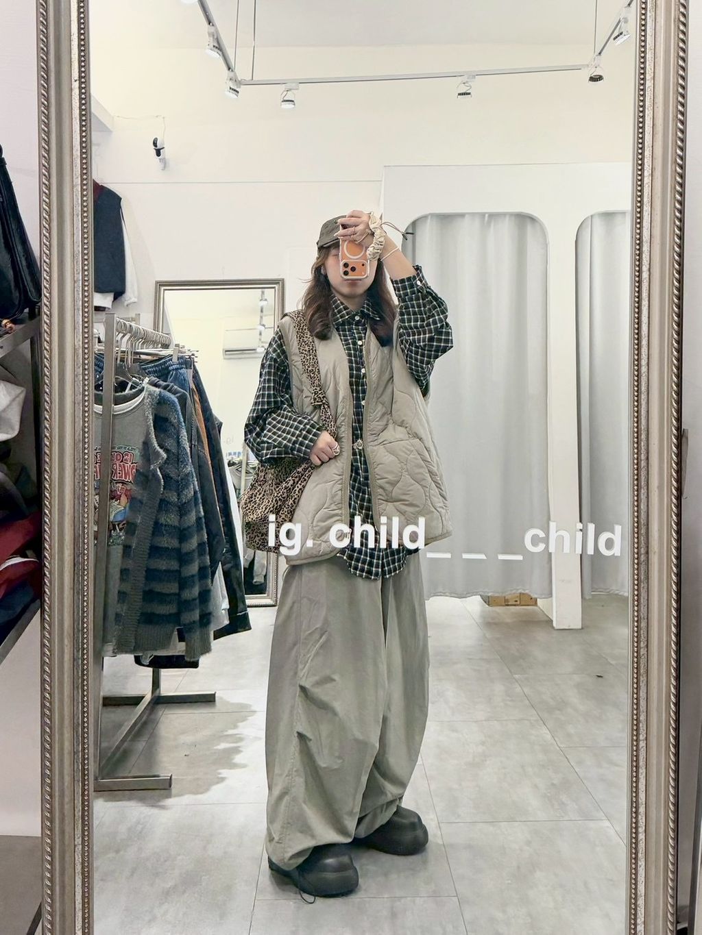 78A7C027-DC13-4B2E-AAE3-D961A7D20260