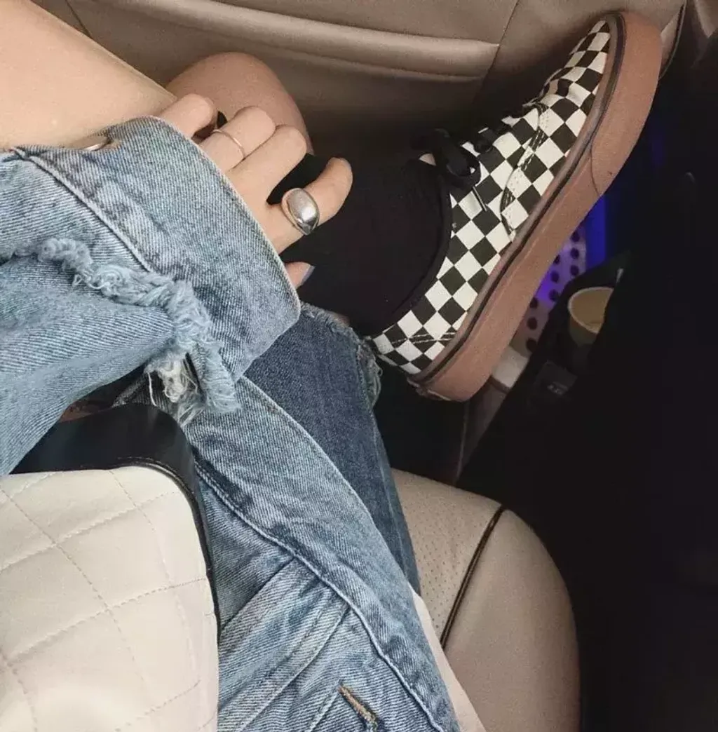 66958643