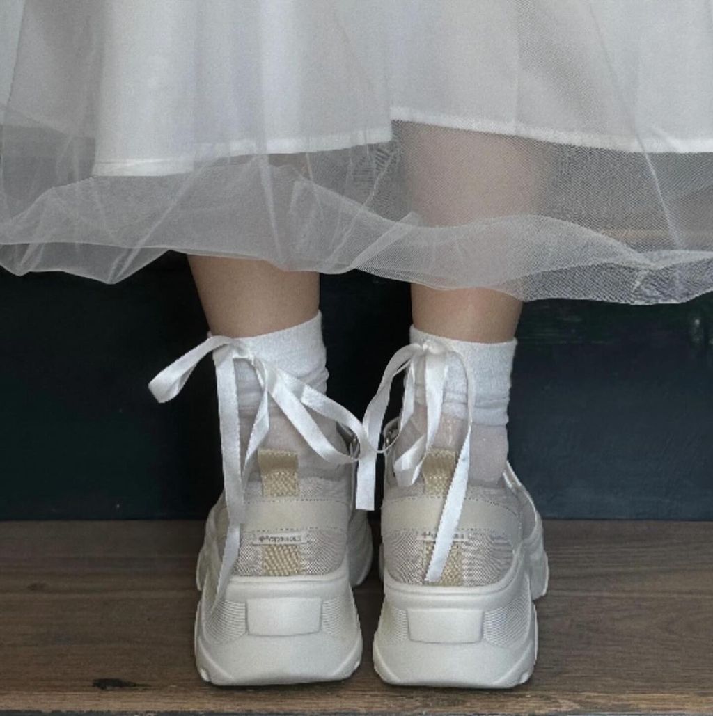 9A90057E-8BD3-4CED-94F3-893416A75252